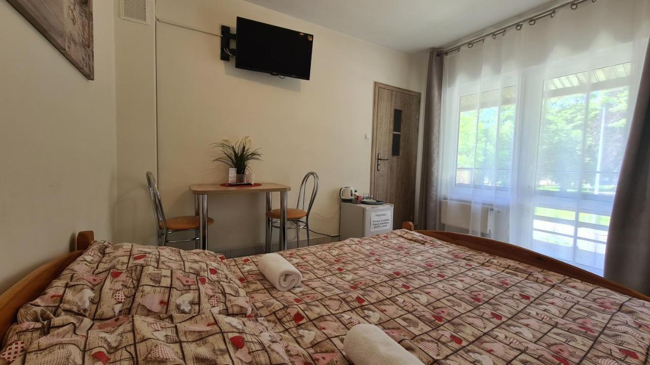 Bed and Breakfast Dom Joanna Дзівнув Екстер'єр фото
