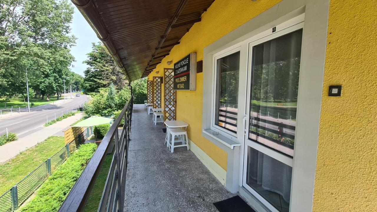 Bed and Breakfast Dom Joanna Дзівнув Екстер'єр фото