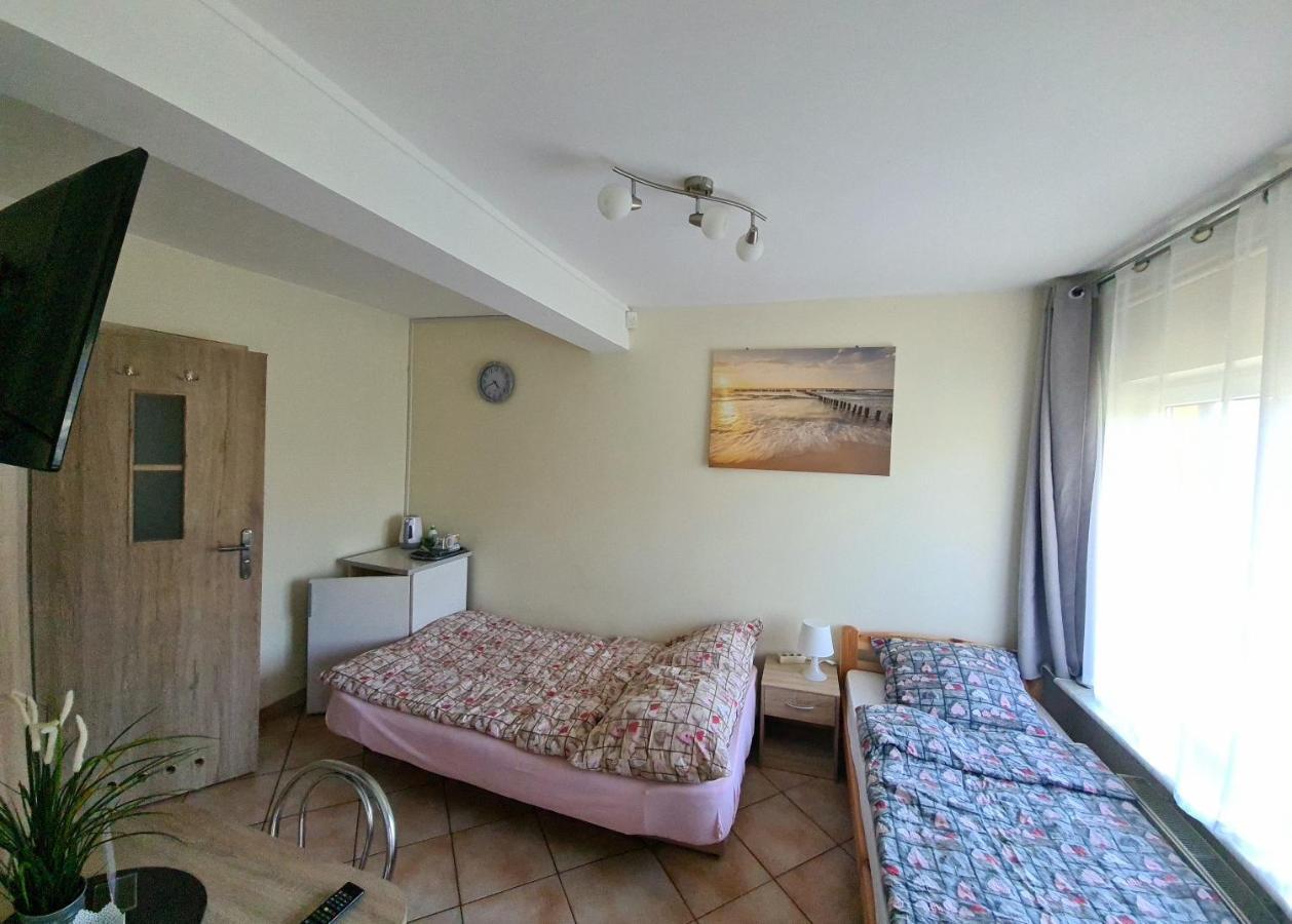 Bed and Breakfast Dom Joanna Дзівнув Екстер'єр фото